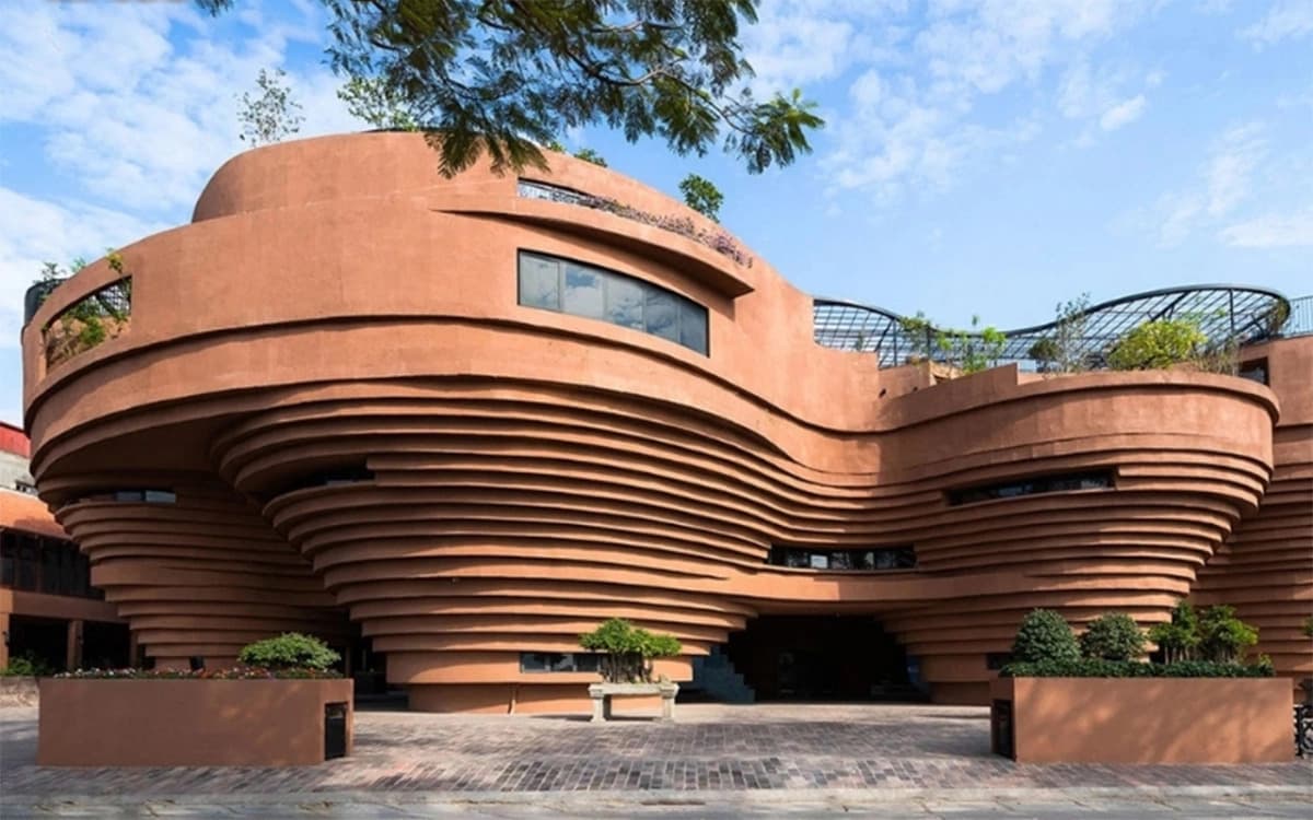 Bat Trang Ceramic Village – Get Hands-On with Pottery